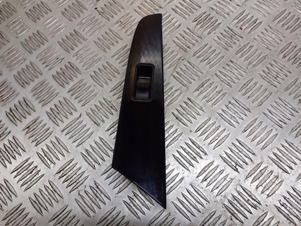 фото №1, Панель управление стекло левый задняя mazda 3 bk