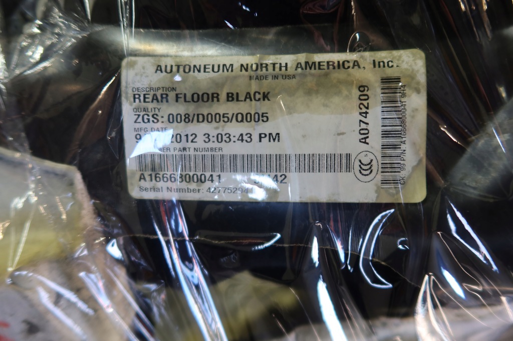 фото №7, Обшивка килимок задня підлога mercedes ml w166 a1666800041