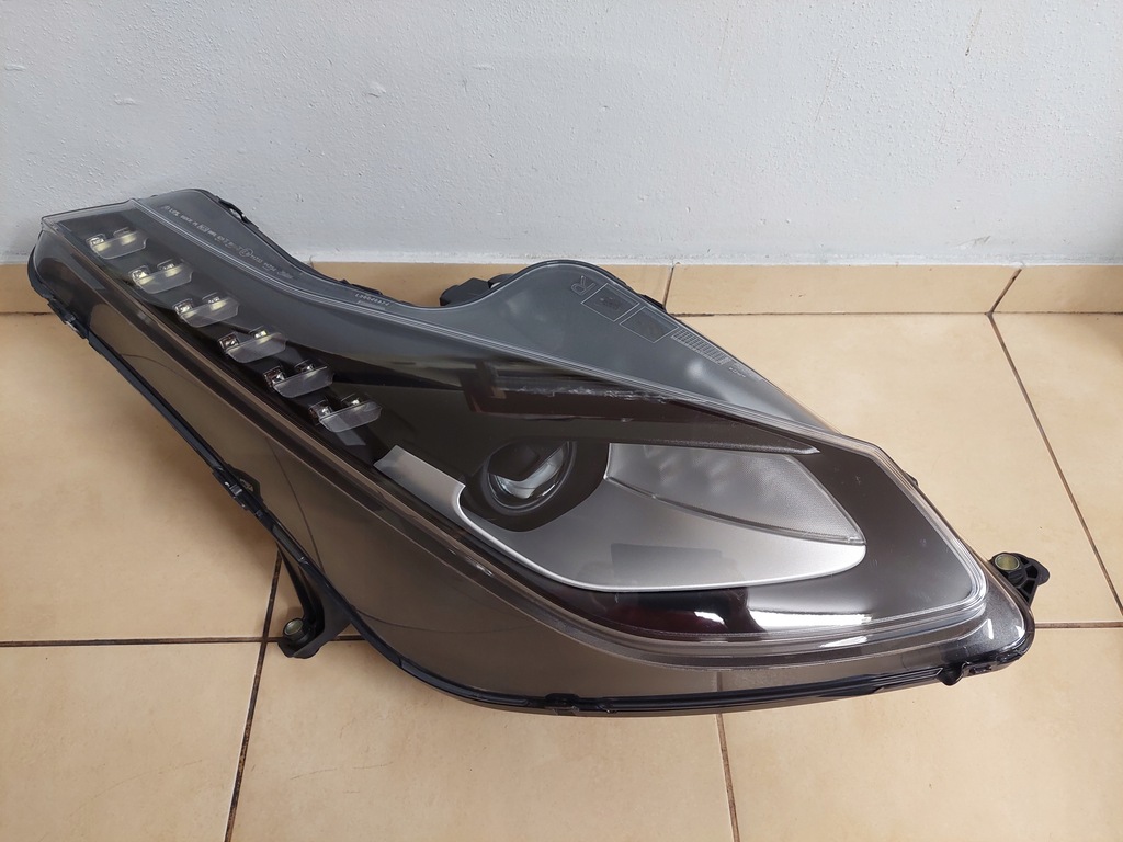 фото №1, Ferrari 488 gtb ксенон новый фара правая