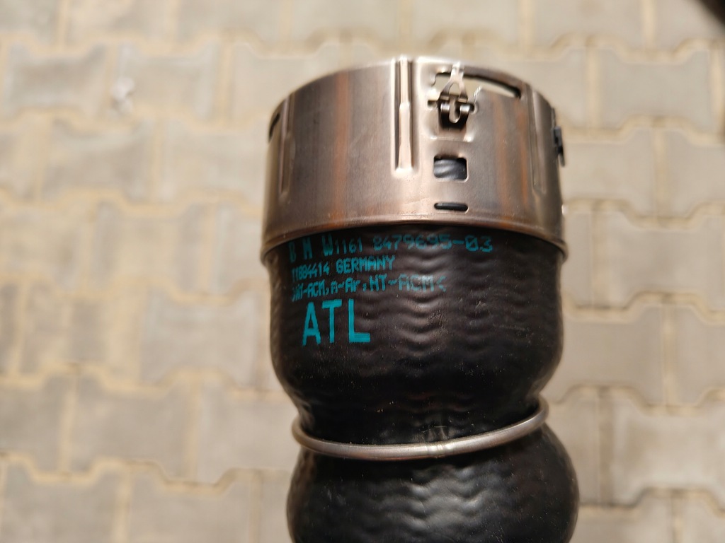 фото №4, Bmw 3 g20 труба шланг повітря 8479695