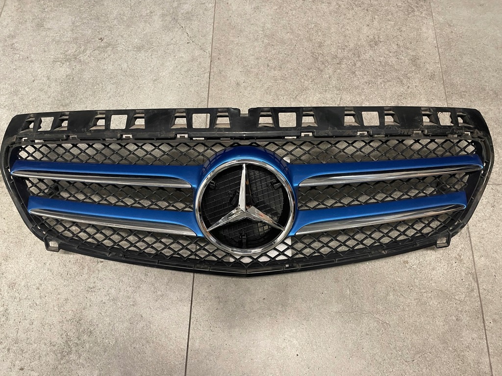 фото №1, Решётка радиатора решётка радиатора комплектная mercedes a w176 idealna