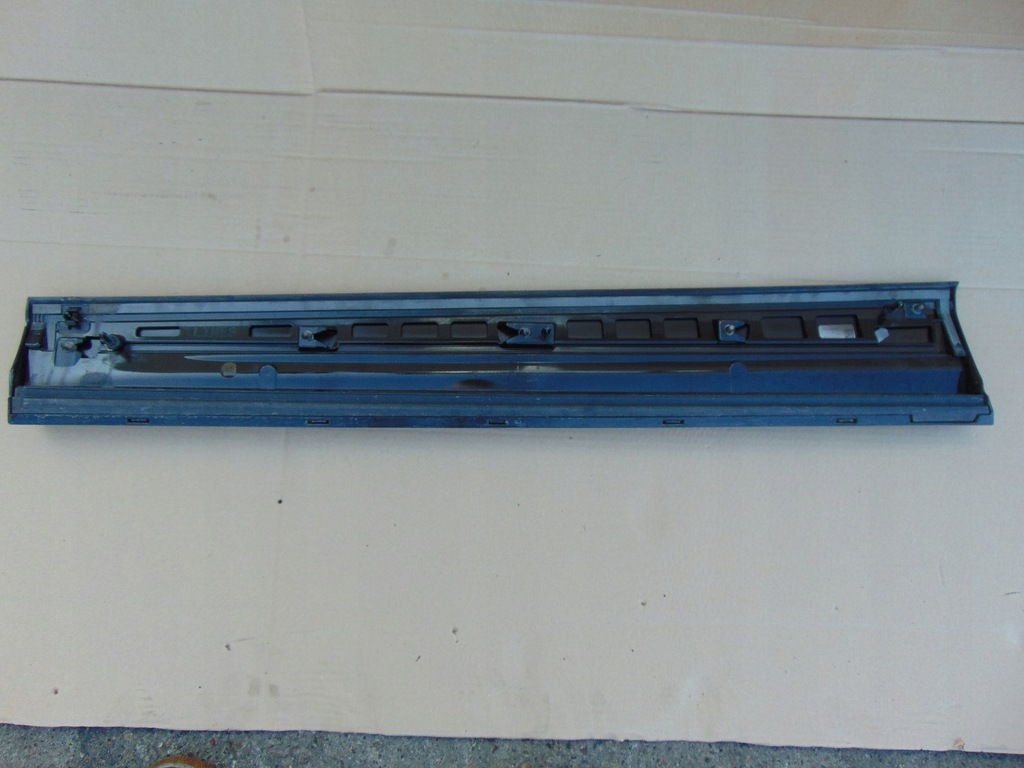 фото №11, Молдинг дверь правый перед audi q2 81a853960b