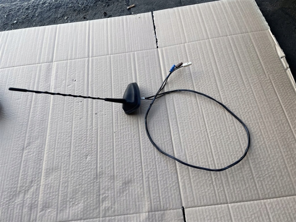 Антенна радио шланг 282173596r кровельная renault scenic 4 iv 16-22r Цена