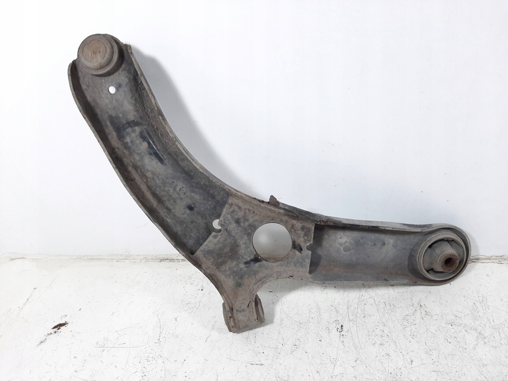 фото №9, Hyundai elantra v lift 1.6 16v 14r важіль лівий перед