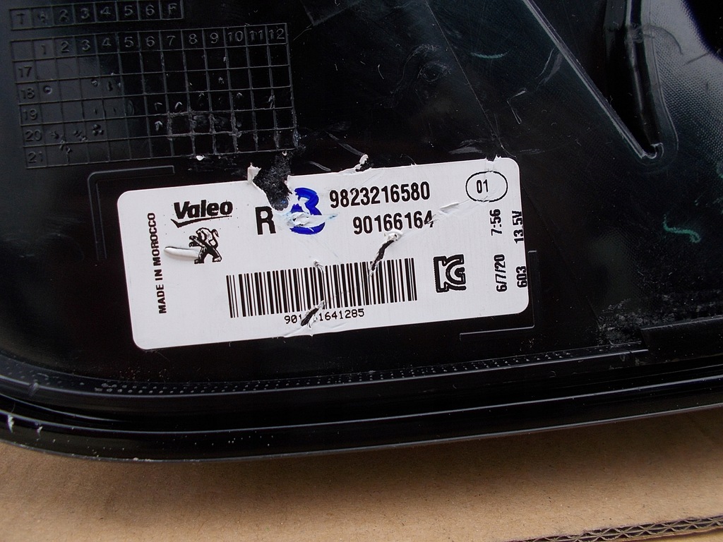 фото №8, Peugeot 208 p-208 ii n.m. лампа задняя левая правая