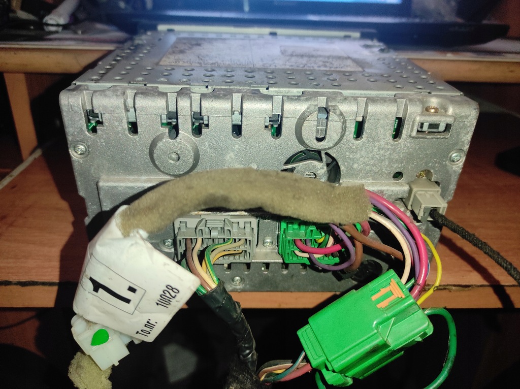 фото №3, 30623157 радио заводской volvo v40 s40 lift