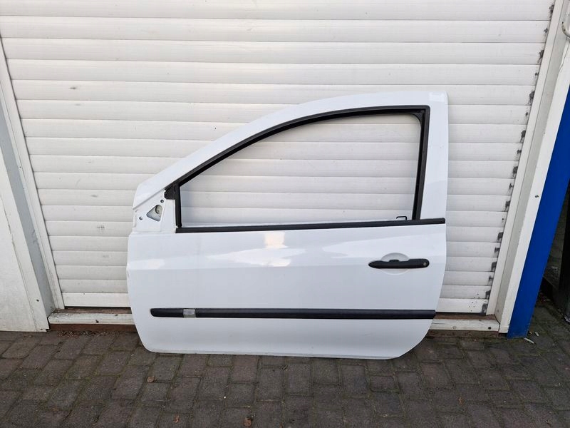 фото №1, Renault clio 3 iii 3d двері ліва 0v639