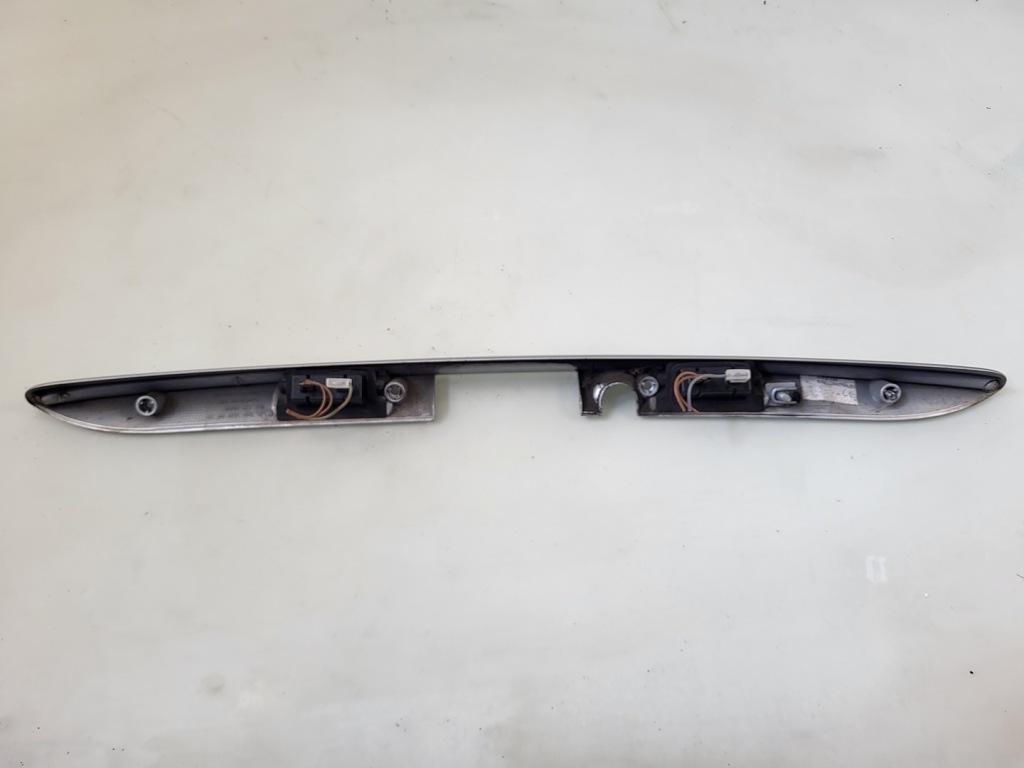 фото №10, Mercedes slk r170 lift накладка крышки багажника лампа номерного знака молдинг 744