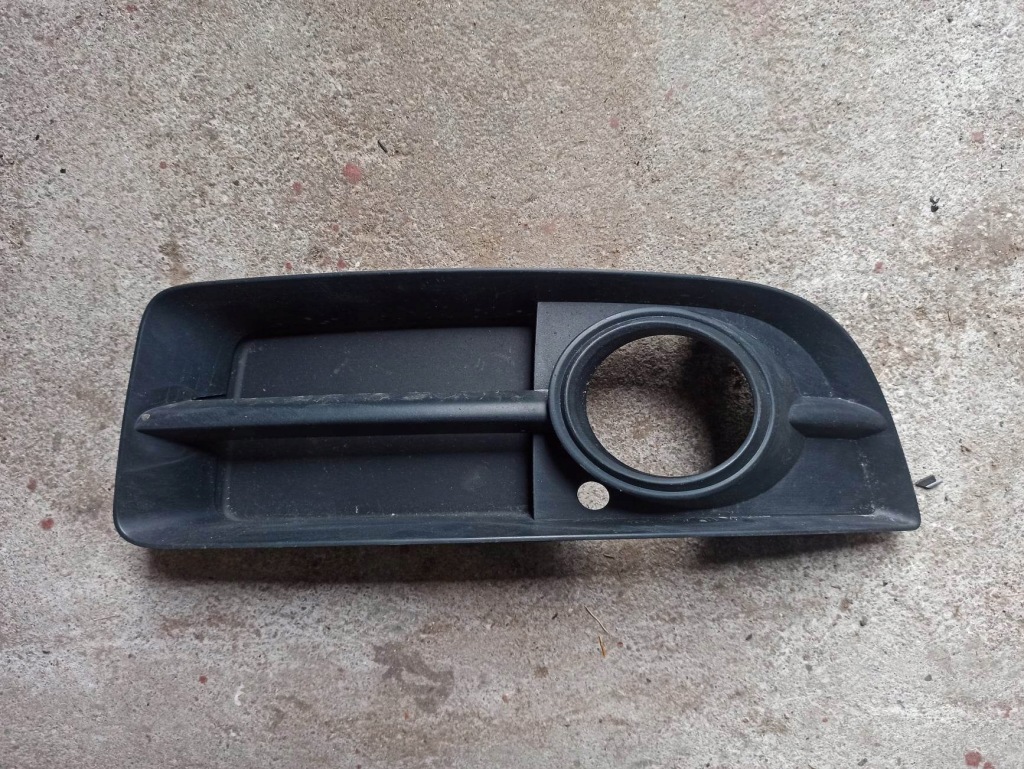 Nowa оригинальная решётка бампера audi a3 8p s-line Недорого