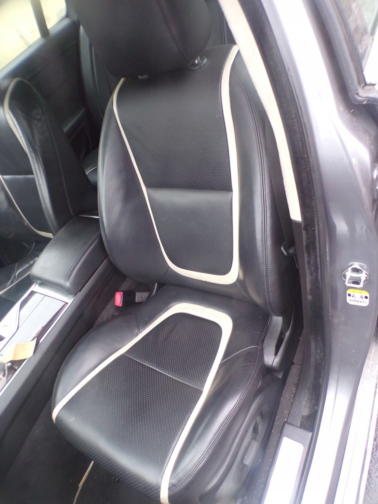 фото №11, Двері лівий задня jaguar xf lift sedan лак: ljz