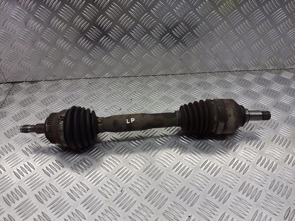 фото №1, Приводной вал левая передняя mercedes w168 1.9