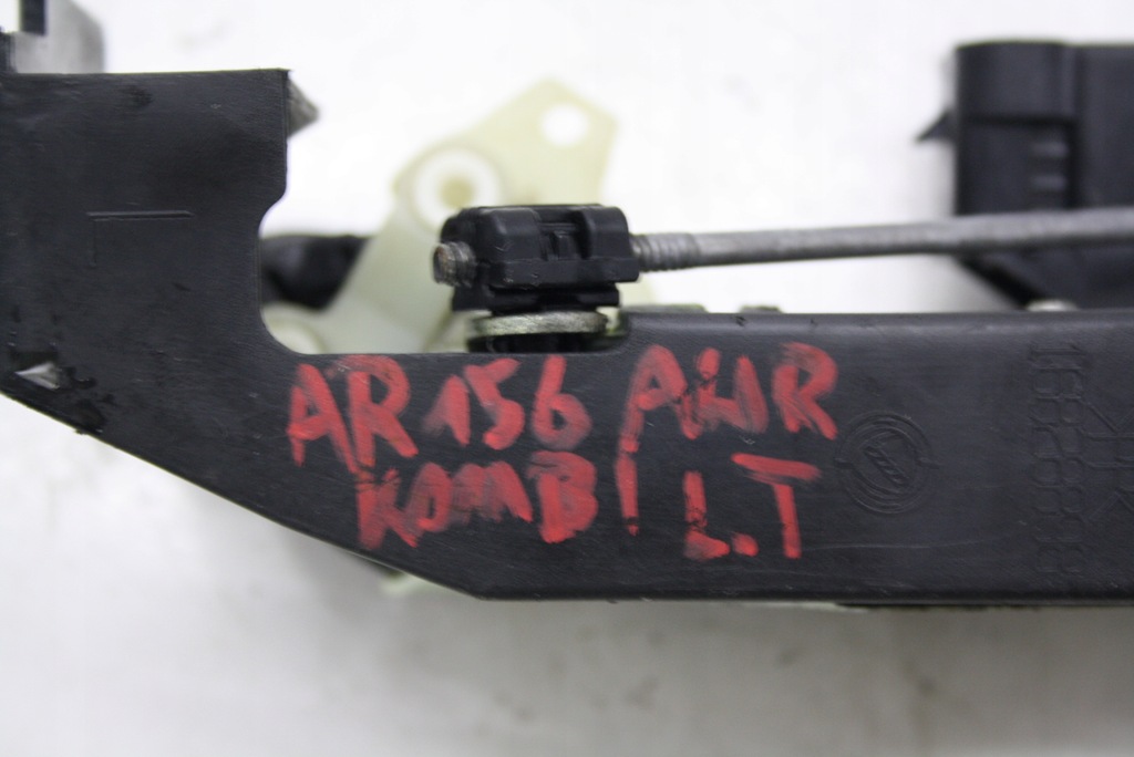 фото №11, Замок дверь левый задняя alfa romeo 156 kombi 16828898