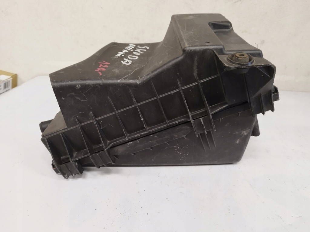 фото №6, Skoda octavia i vw golf iv корпус фильтра воздуха 1j0129607m