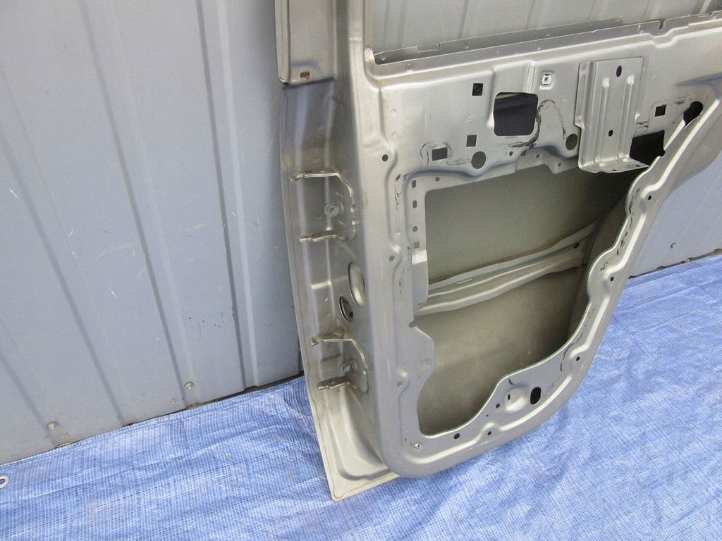 фото №12, Chevrolet trailblazer 2002 двері праве задня