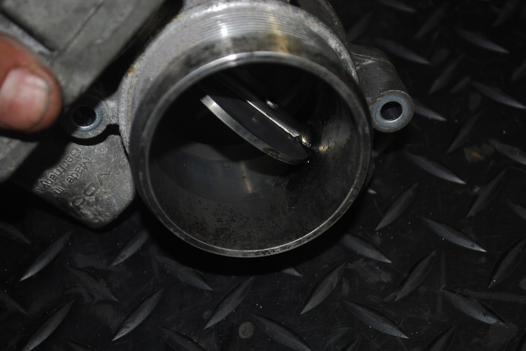 фото №7, Дросельна заслінка audi a4 b7 bkn 3.0 8e0145950d