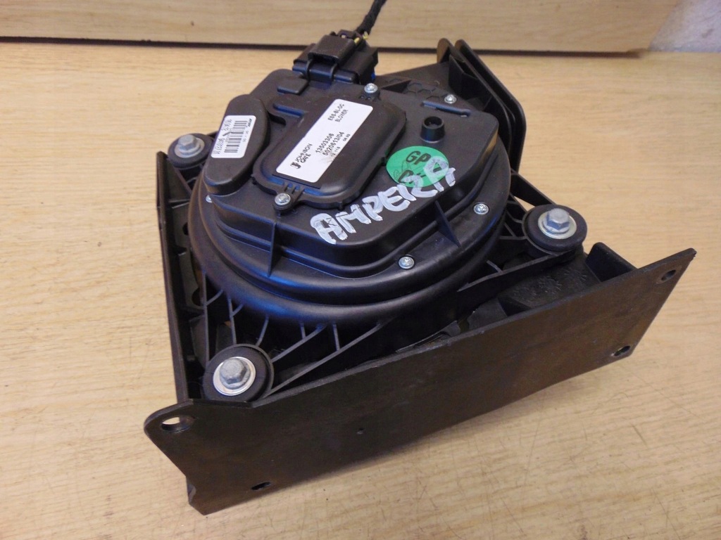 фото №1, Повітродувка вентилятор opel ampera 13503306