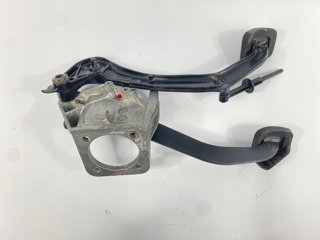 Педалі гальма зчеплення mercedes w124 w201 r129 1292900119 1242900316 Київ