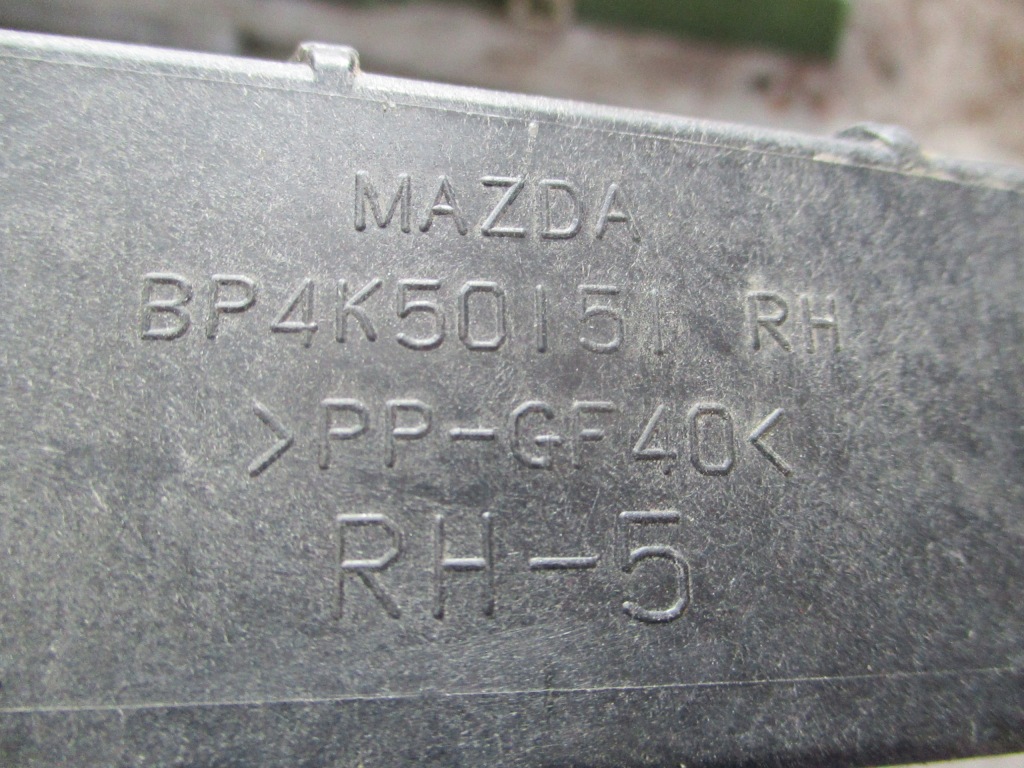 фото №4, 6189/46 напрямна кронштейн бампера перед r mazda 3 bk