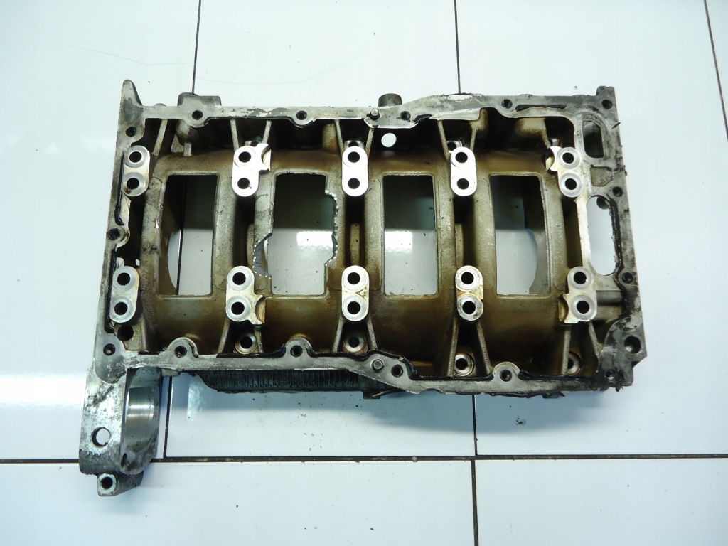 Opel insignia a opc 2.0t turbo a20nft картер нижня частина блок 12583047 Київ