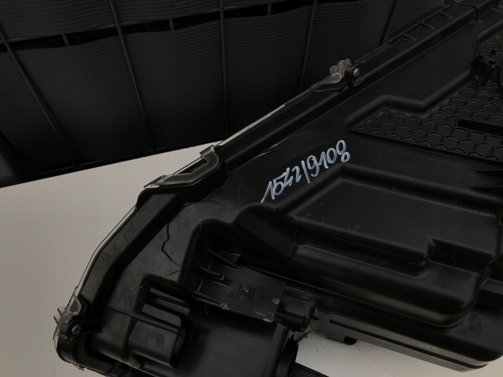 фото №7, Toyota yaris cross левая лампа перед full led 2021-