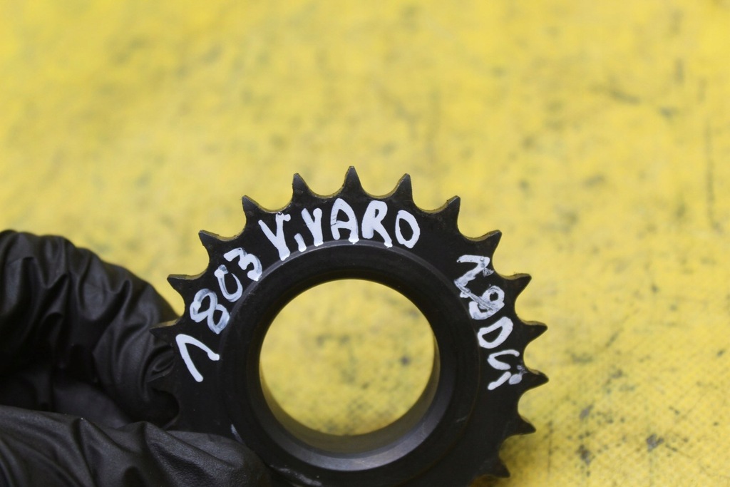 фото №5, Колесо зубчатое распределительного вала trafic vivaro 1.9 dci