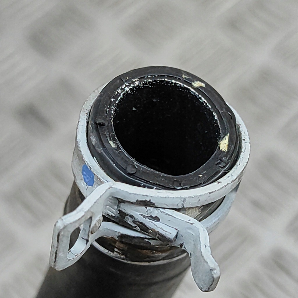 фото №6, Audi e-tron gt 2022 шланг / wąż радиатора