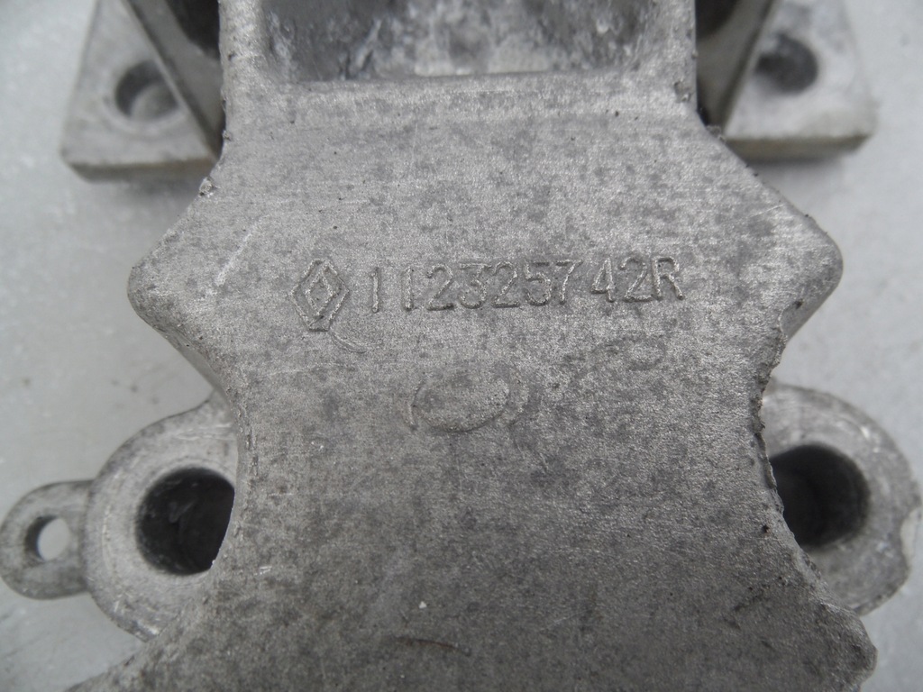 фото №3, Подушка двигателя кронштейн renault twingo ii