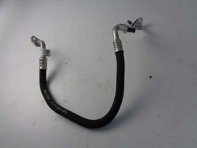 фото №1, Шланг кондиционера mercedes gla h247 1.3 гибрид 2019-