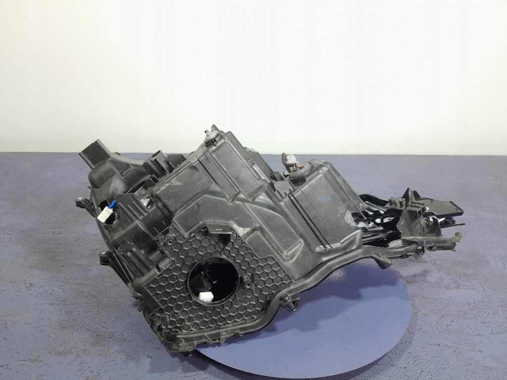 Lexus ux 250h фара левый ксенон eu Цена