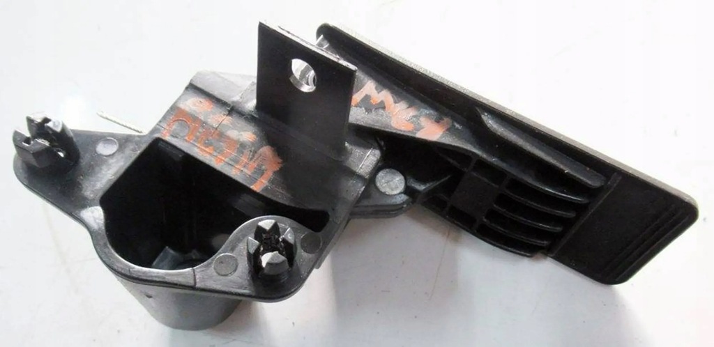 фото №2, Ford fiesta mk8 ручка открывания капот