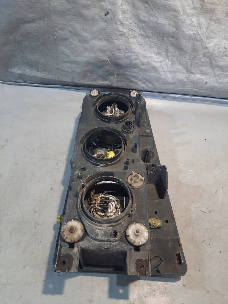 фото №10, Лампа фара лівий перед renault magnum 440 dxi