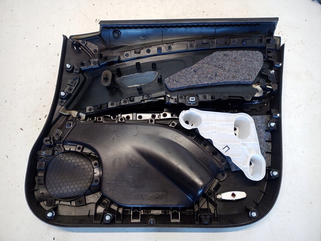 фото №7, Обшивка дверь левый перед коричневый renault espace v initiale paris 809015803r