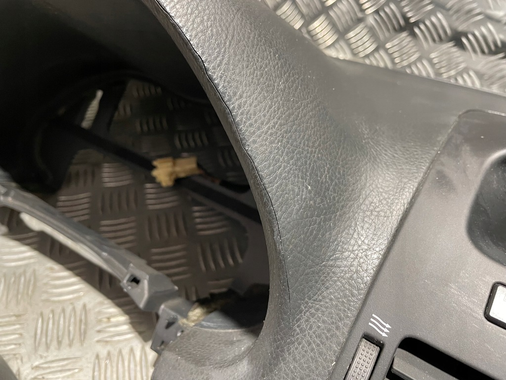 фото №6, Консоль панель приладів pulpit подушка подушка безпеки toyota avensis t25