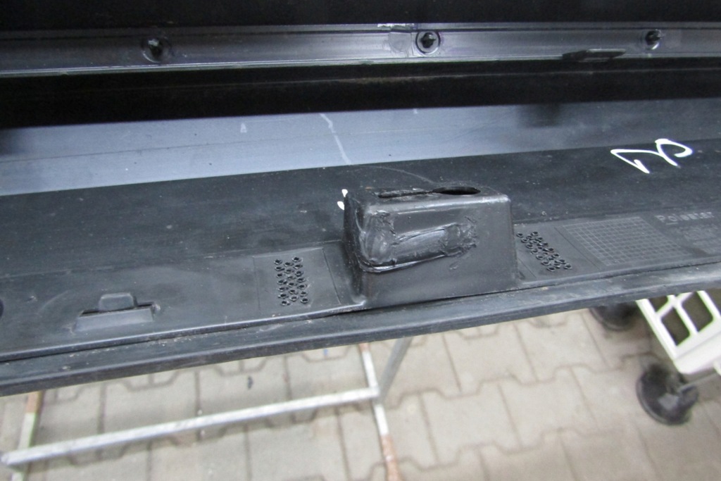 фото №10, Молдинг поріг ліва polestar 2 ii 20- захист поріг