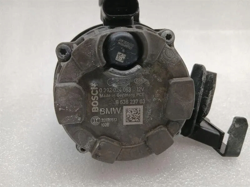 фото №6, Bmw serii 5 f90 g30 m5 дополнительная насос охлаждение 8638237 насос насоса жидкость