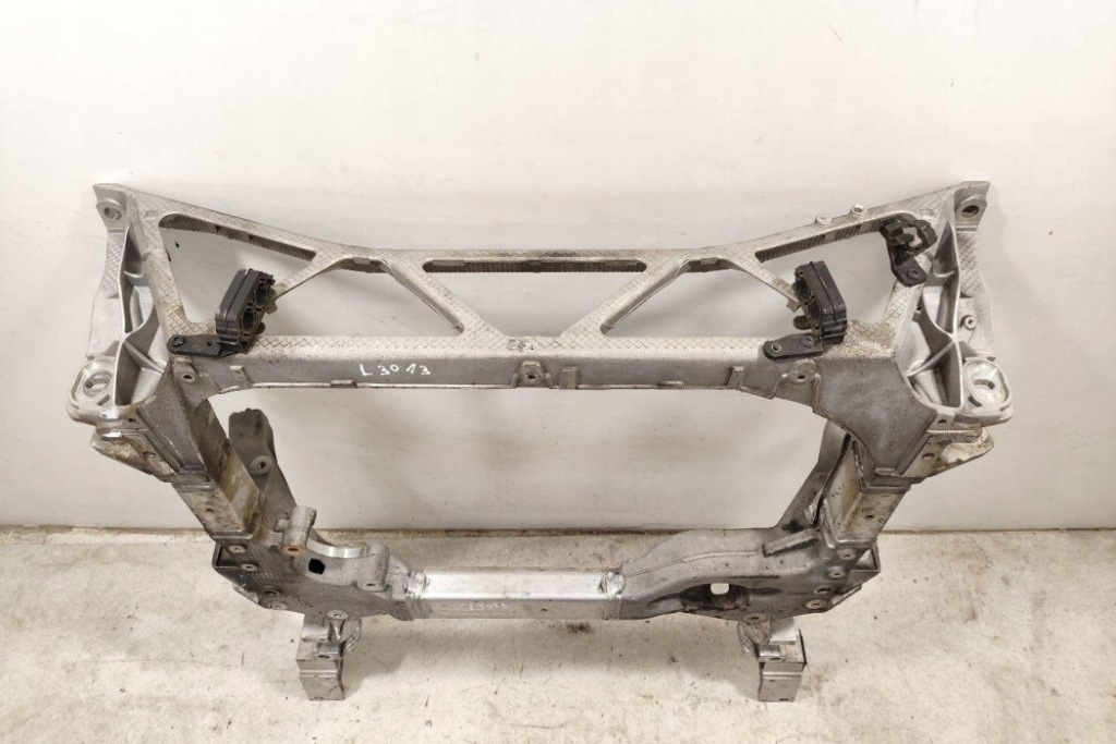 фото №7, Подрамник передние porsche panamera 970 97034110110 бензиновый 397kw 2012