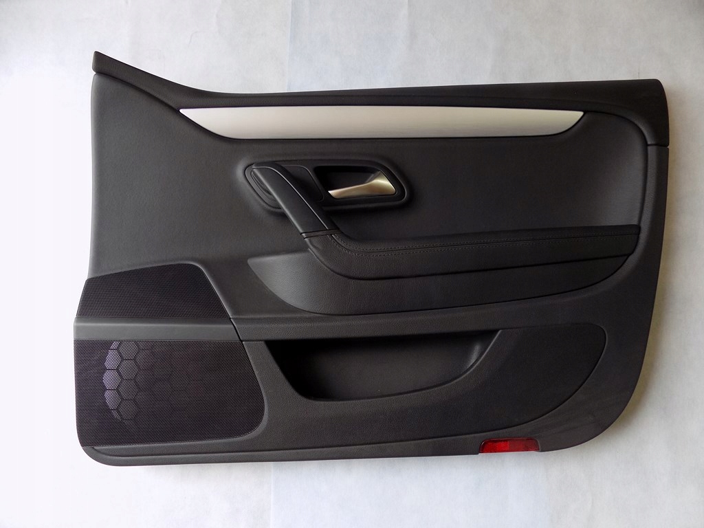 фото №1, Dw passat cc обивка дверь lift кожа комплект