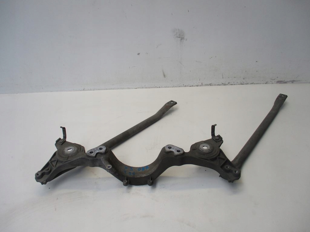 фото №1, Кронштейн кронштейн опора bmw x3 e83 2.0 d