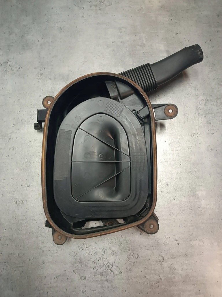 фото №1, Bmw x5 e70 корпус фильтра воздуха