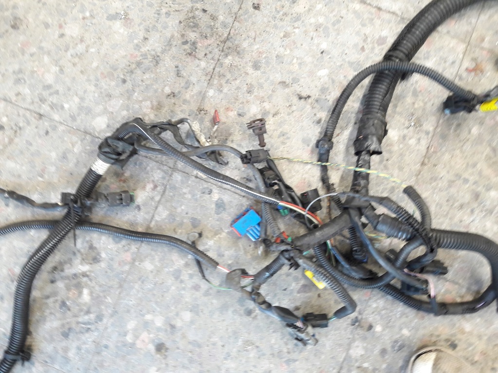 фото №9, Електропроводка двигуна citroen c4 picasso 1,8 бензин