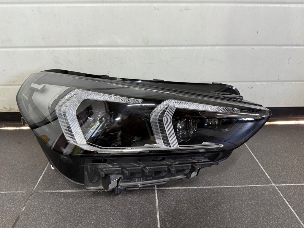 фото №1, Bmw x1 u11 лампа права перед full led комплектна 5a5bd48