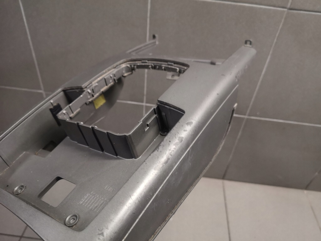 фото №15, Dekor туннель среднего audi a6 c6 4f1864261