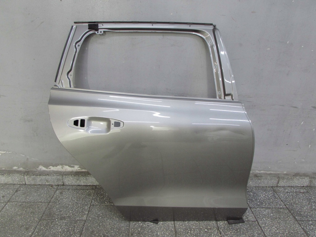 Купить Volvo v60 ii 19-21 дверь задний  правое 31457969