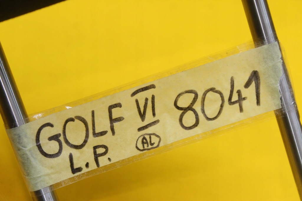 фото №6, Підголівник лівий перед передній golf vi 5d hb