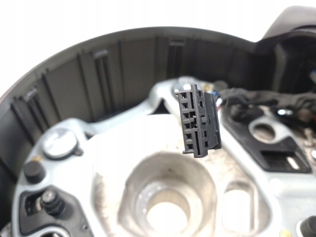 фото №16, Nowa повітропровід bmw 5 f10 f11 пелюстки перемикання m-pakiet f01 m6 f06 f07 f12 f13