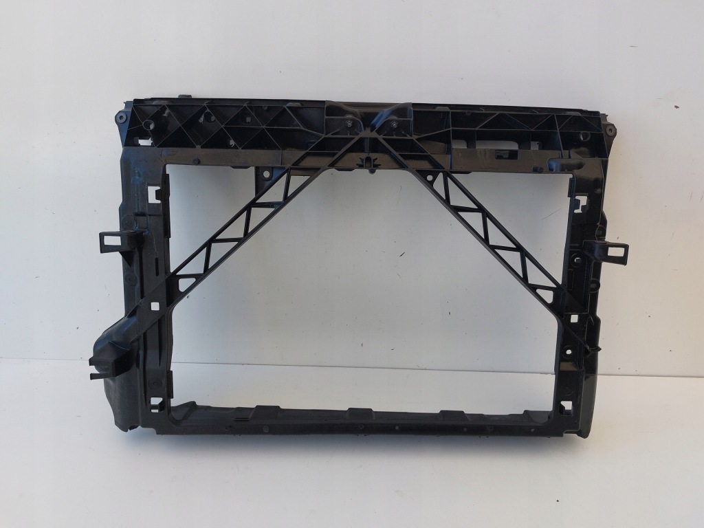 фото №1, Skoda оригинальный номер 6v0805588f передние обшивка