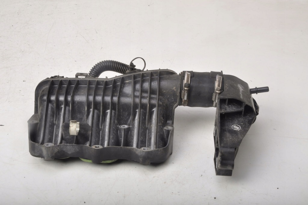Купить Ford focus mk3 1.0 eco коллектор впускной  cm5g-9424-ee