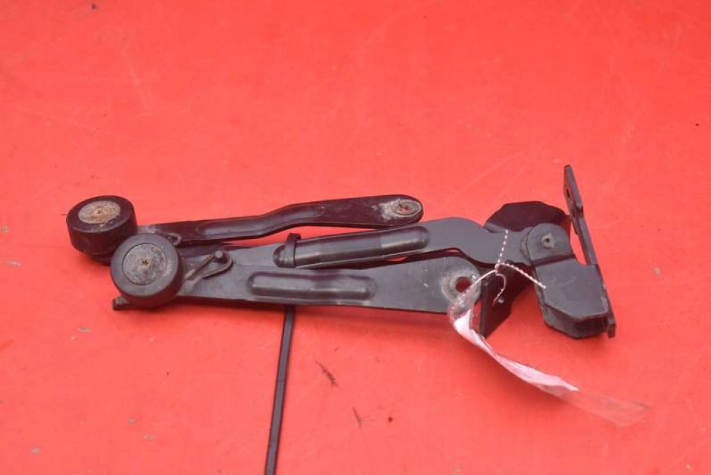 фото №5, Петля петли борта 30674750 30674751 volvo xc90 1 i 06-14