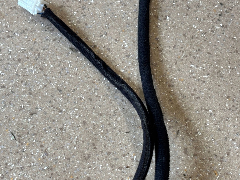 Купити Роз'єм usb hyundai ioniq 5 96120gi000