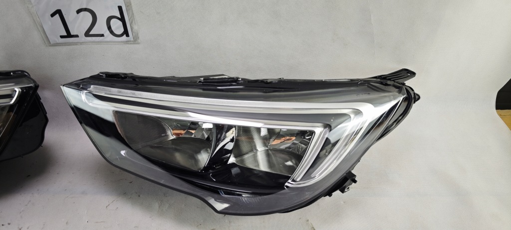 Opel crossland фара led лівий правий лампа ліва права комплект в Україні